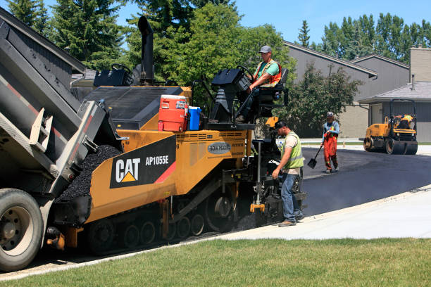 Best Permeable Driveway Pavers in Earlham, IA